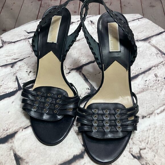8.5 MICHAEL KORS COLLECTION D’Orsay sandals EUC - Picture 3 of 16